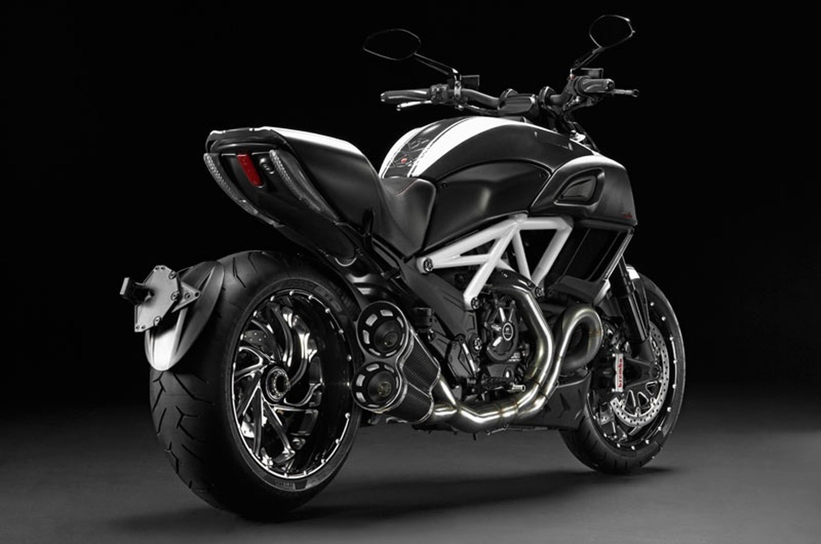 Complete Exhaust System Without Catalytic Converter And Without Sound Certification Carbon - Termignoni Compatible With Ducati Diavel